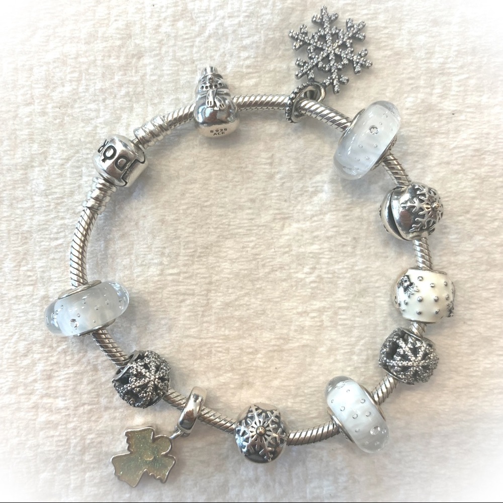 💥PRICE DROP💥 Winter Pandora Bracelet NEARLY FULL